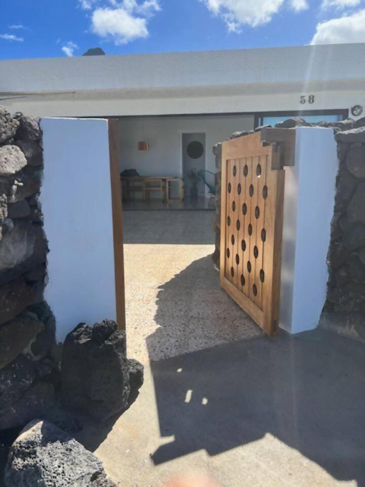 Lanzarote Famara Beach Bungalow Zewnętrze zdjęcie