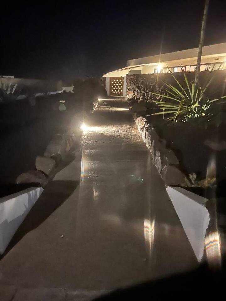 Lanzarote Famara Beach Bungalow Zewnętrze zdjęcie