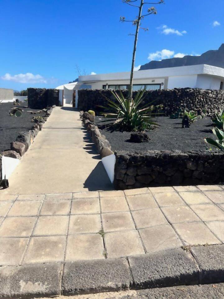Lanzarote Famara Beach Bungalow Zewnętrze zdjęcie